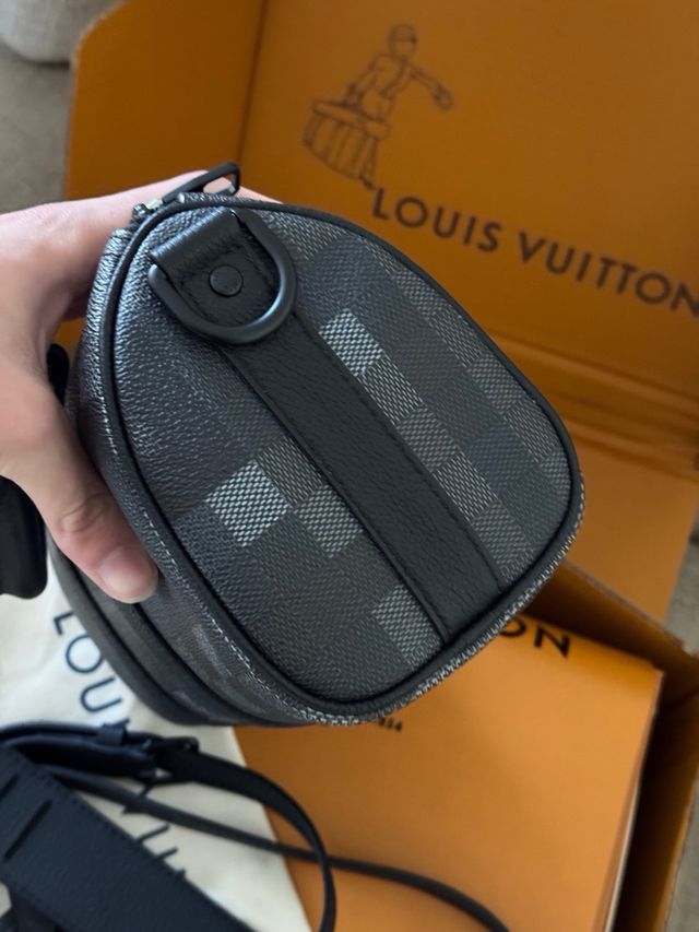 Bolsa Louis Vuitton Preto/Cinza