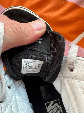 Zapatillas Vans Sk8-Hi Llamas