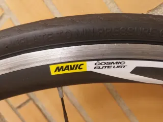Rueda Mavic Cosmic Delantera Carretera