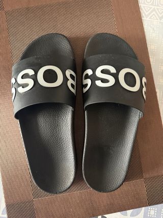 Chanclas BOSS negras para hombres