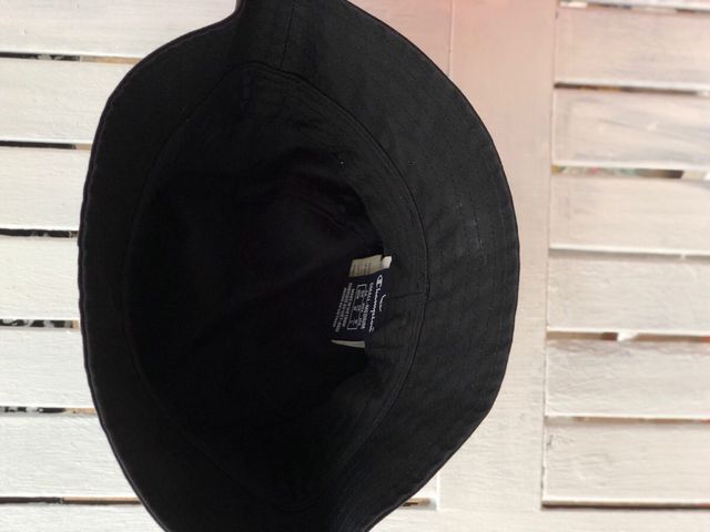 Gorra Bucket Champion Negra