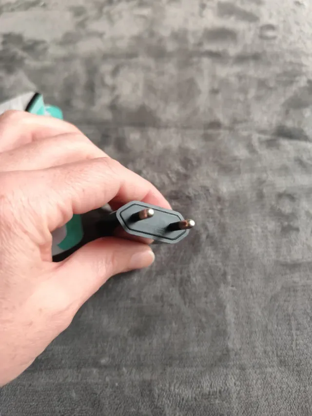 Caricabatterie USB da viaggio 1A