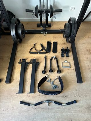 Gym Premium: Rack AKON + Lote ROGUE