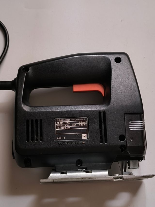 Sierra de calar Black&DECKER BD531 330W