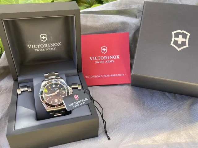 Reloj Victorinox Maverick Large