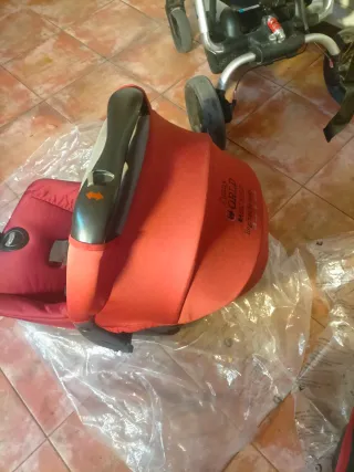 Carro Jane, cuco y maxicosi rojo