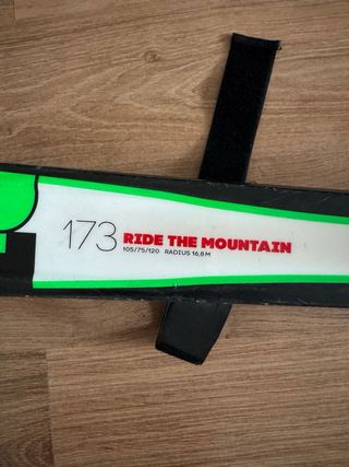 Esquís Volkl 173cm un sky tiene la fijacion rota