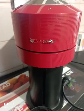 Cafetera Nespresso Roja