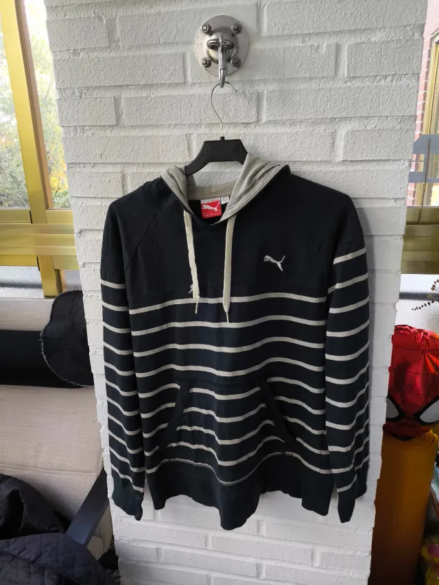 Sudadera Puma con capucha y rayas