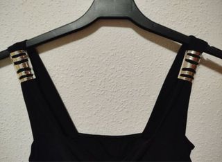 ¡REBAJA FIESTAS! Top negro con detalles plateados