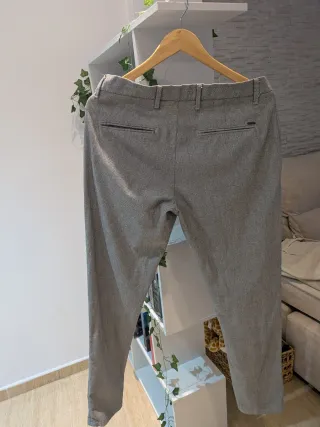 Pantalones Zara Grises
