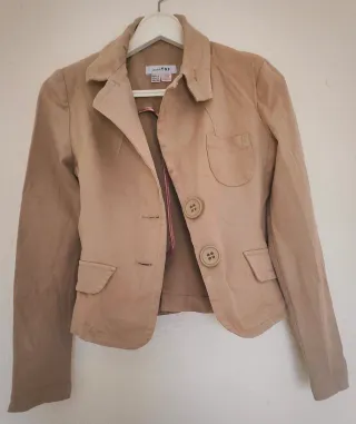 Blazer Zara TRF Talla M Beige