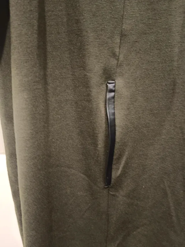 Vestido Couchel verde cremallera