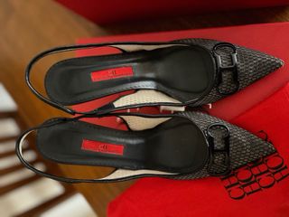 Zapatos Carolina Herrera Talla 39 . Azul marino.