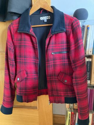 Cazadora Vans cuadros roja