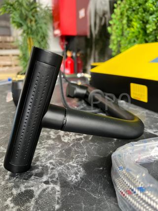 Grifo cocina extraíble Inox giratorio 360° negro