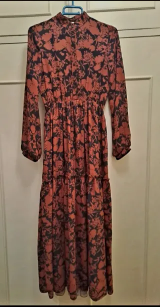 Vestido Poète estampado teja y negro