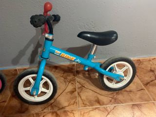 Bici sin pedales azul