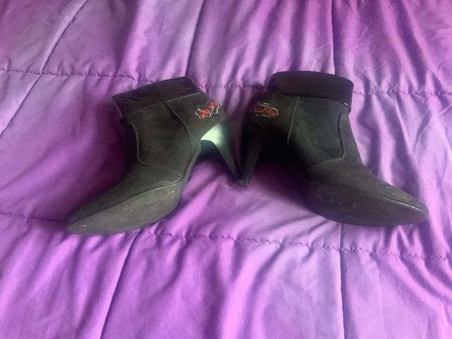 Botines ante y charol negros talla 41