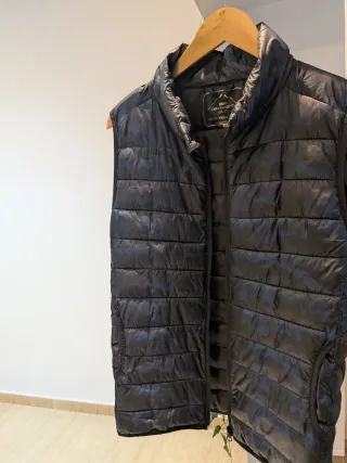 Chaleco acolchado negro