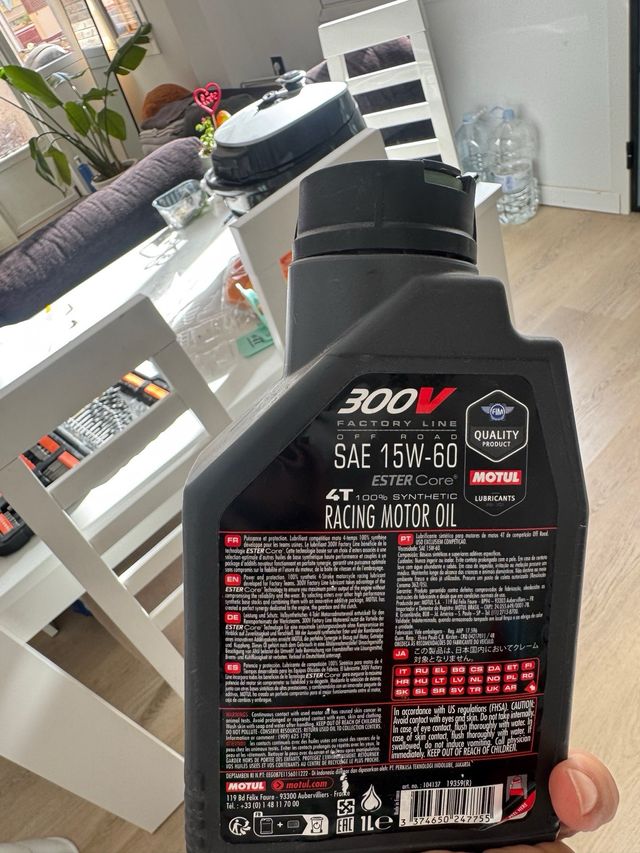 Aceite Motul 300V 15W60 1L