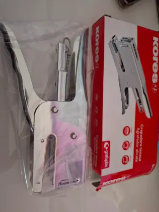 Grapadora Tenaza Kores Nueva