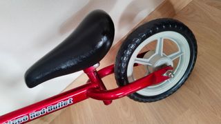 Bicicleta sin pedales Chicco Red Bullet roja