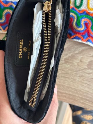 Bolso de mano Chanel Negro Terciopelo Dorado