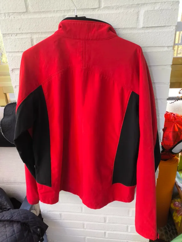 Chaqueta Windstopper Roja y Negra