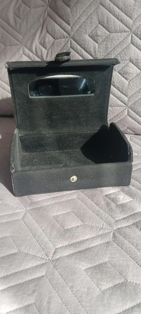 Cofanetto porta gioielli con specchietto