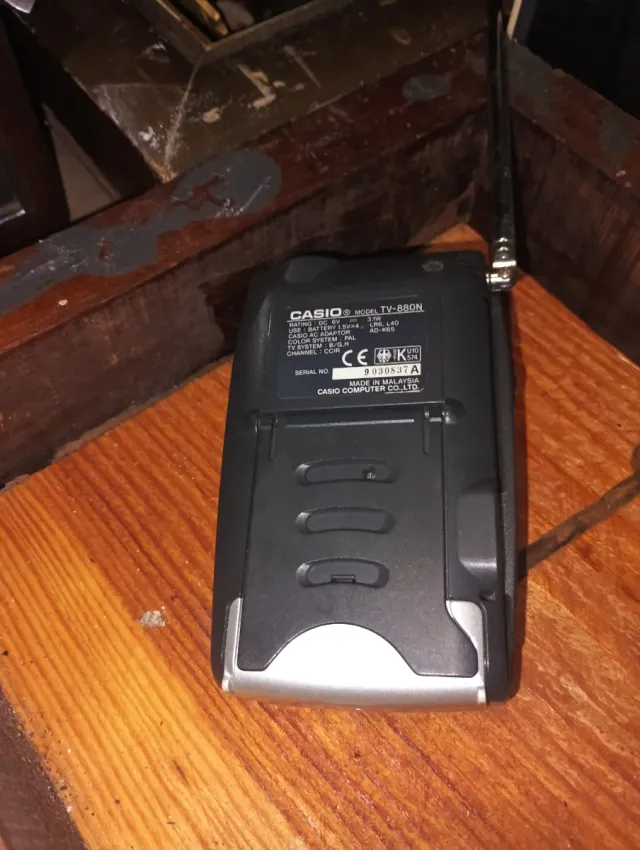 Casio TV-880 Televisión LCD Color Antigua