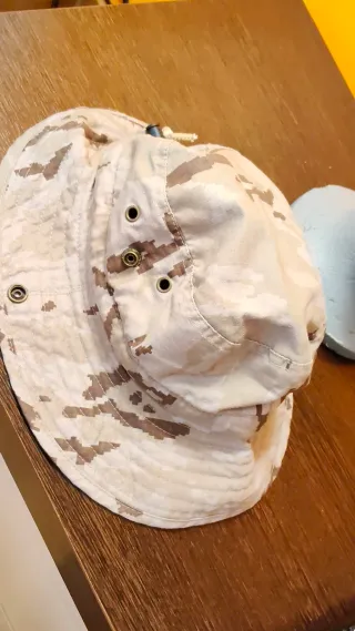 Sombrero camuflaje