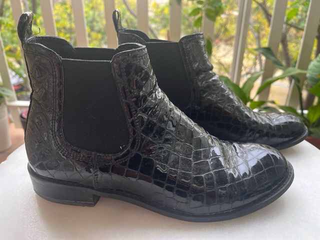 Botines charol negro Gino Rossi T.38