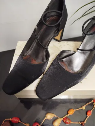 Zapatos de fiesta negros