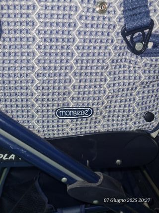 Passeggino blu e grigio