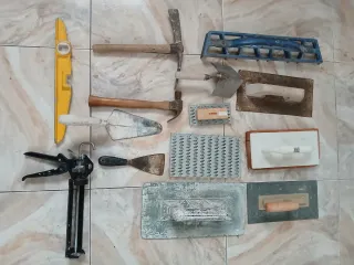 Lote herramientas albañil