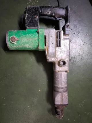 Martillo Hitachi H55SA