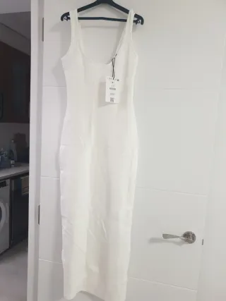Vestido largo Bershka blanco nuevo