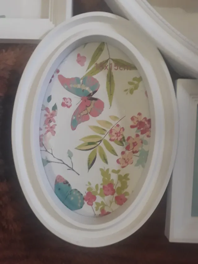 Marco de fotos corazón y ovalado