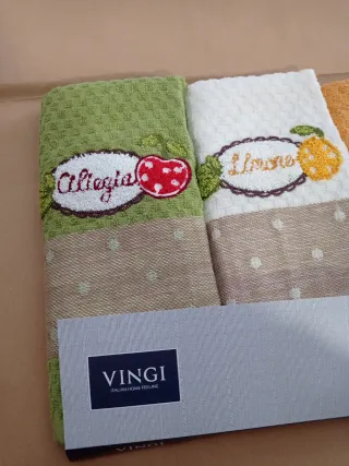 Tris strofinacci cotone