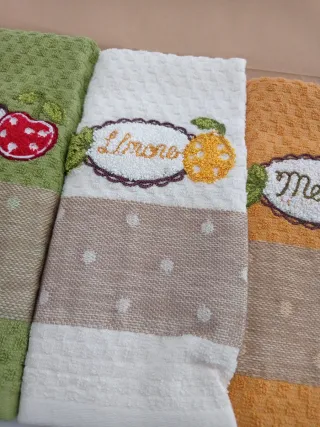 Tris strofinacci cotone