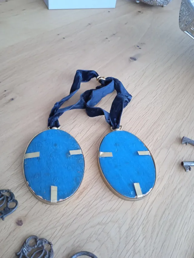 Lote llaves y portarretratos antiguos