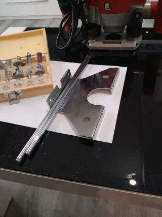 Fresadora Einhell Roja