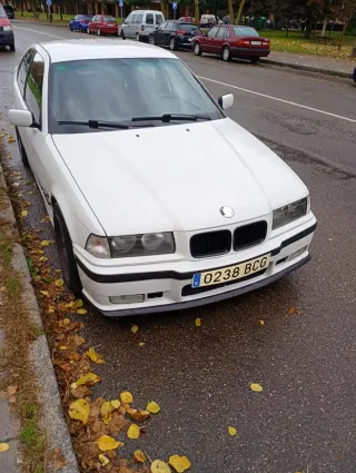 BMW 316 1.6 gasolina