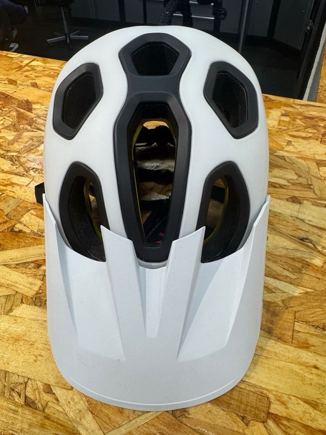 Casco Oakley Intent Mips