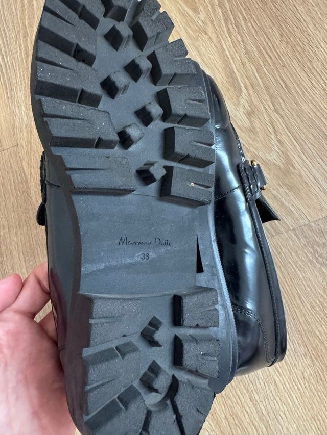Massimo Dutti Mocasines Negros Hebilla Dorada