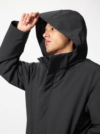 Abrigo Uniqlo Negro Talla S