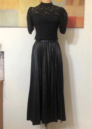 Falda Mango efecto piel