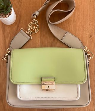 Bolso Michael Kors verde y blanco