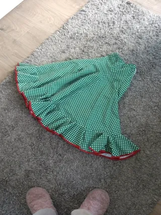 Falda flamenca verde lunares blancos
